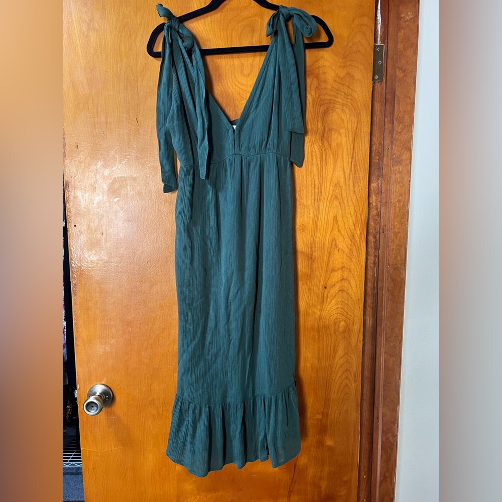 Abercrombie & Fitch Deep Green Maxi Dress